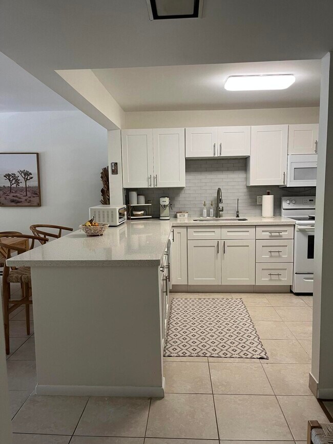 Photo - 2307 S Cypress Bend Dr Unidad 207a