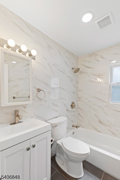 Building Photo - 12 Stanchak Ct Unit 2