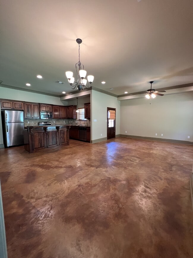 Photo - 3266 Northlake Ave