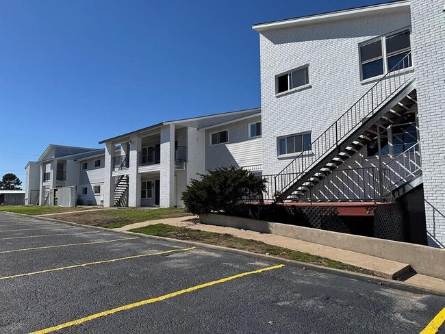 Building Photo - 345 FM86 Unit 37 Rental