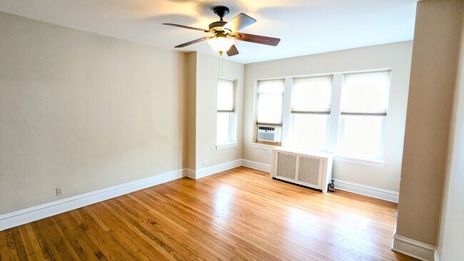 Photo - 3750 W Giddings St Apartamentos Unidad 3