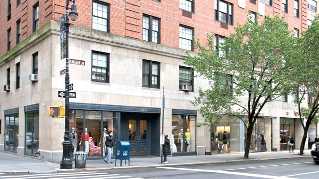 Photo - 40 E 66th St