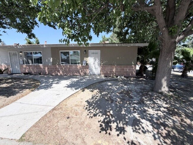 1901 Buena Vista St Unit A