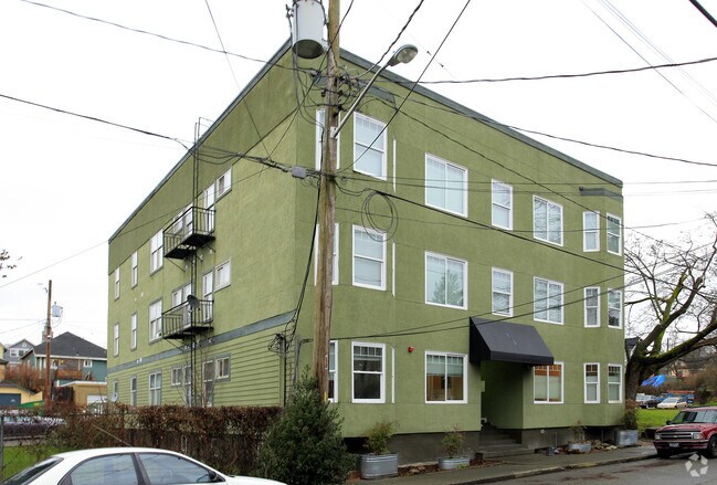 Building Photo - Fairmont Cherry Hill Rental