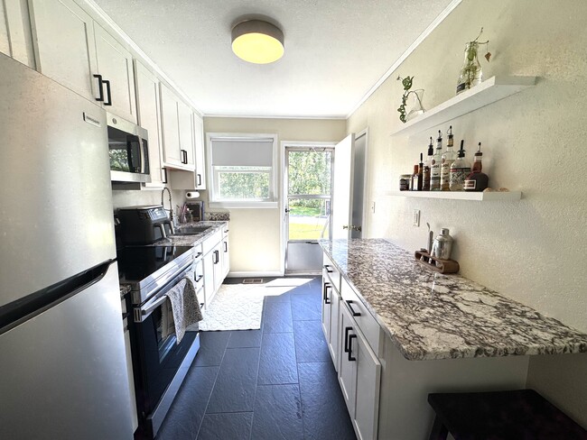 Photo - 61 Trowbridge Ln Unit 61