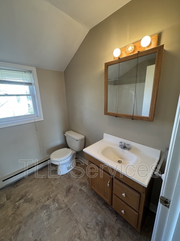 Photo - 15927 PA-407