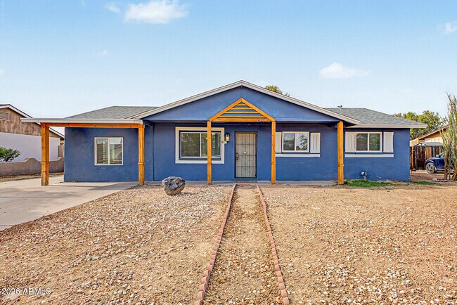 6944 W Solano Dr N