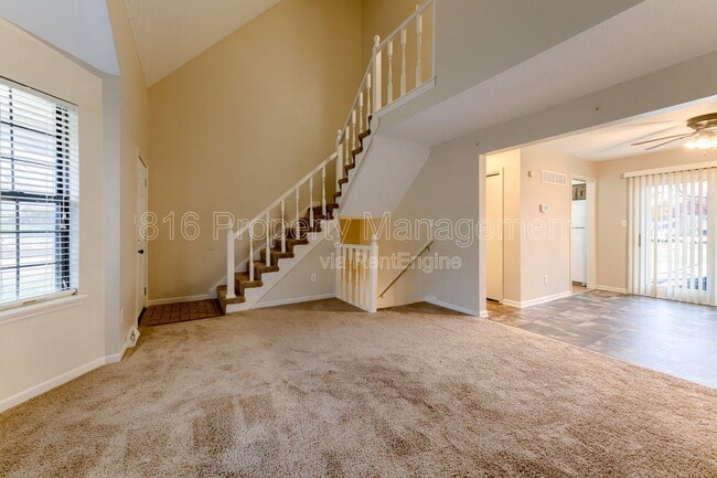 164 SW Robin Rd