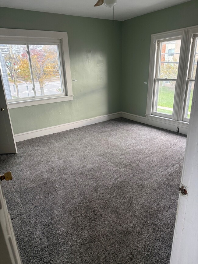 Photo - 4 Swan St Unit 2