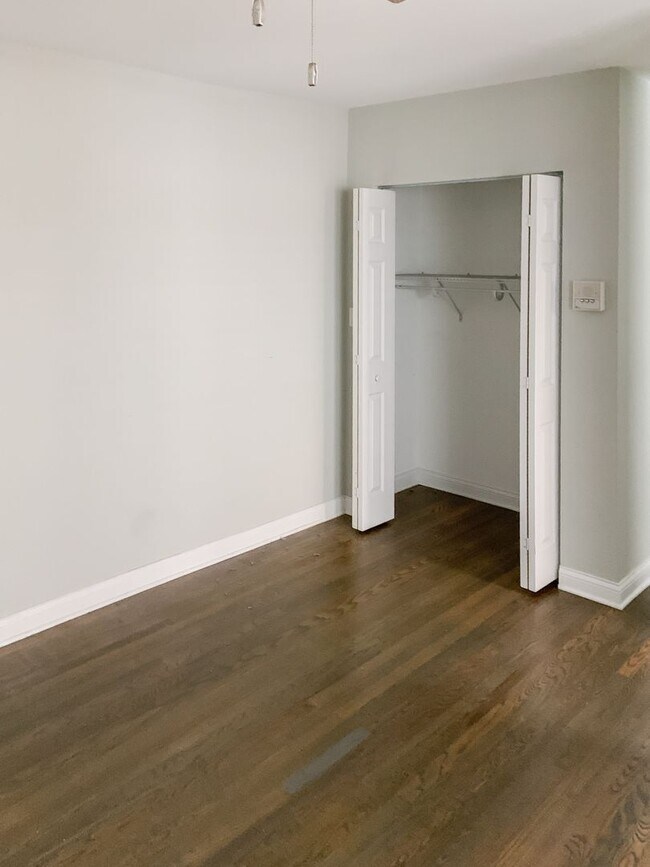 Photo - 538 W Cornelia Ave