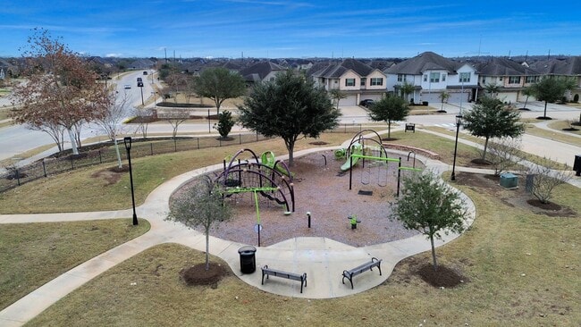 Photo - 22658 Sutherland Bend Ln