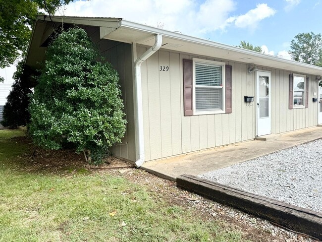 ***329-1 SE 4th Street*** - ***329-1 SE 4th Street*** House