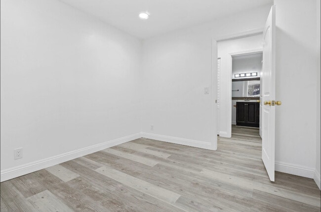 Photo - 4925 Indian Wood Rd Unit Tara Hills Condo