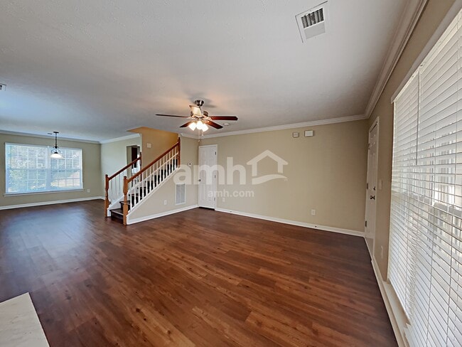 Photo - 2344 Hockett Dr