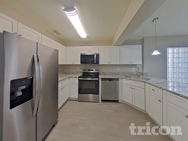 Photo - 11975 Cornelius St