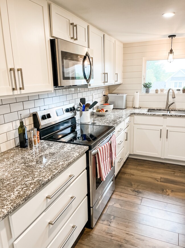 Kitchen - 64 Foreside Rd Unit 3B