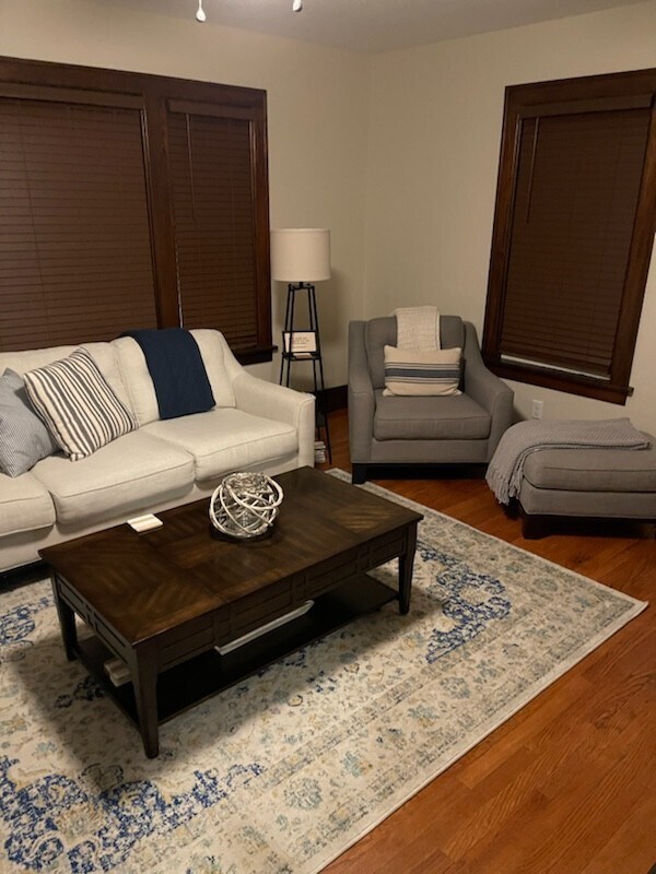 Photo - 712 Broad St