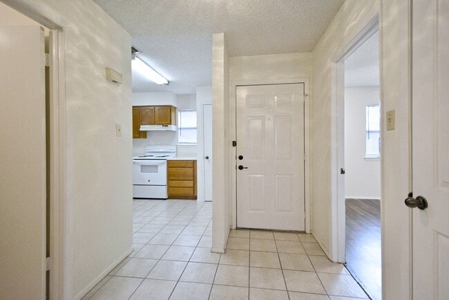 Photo - 663 Floral Ave