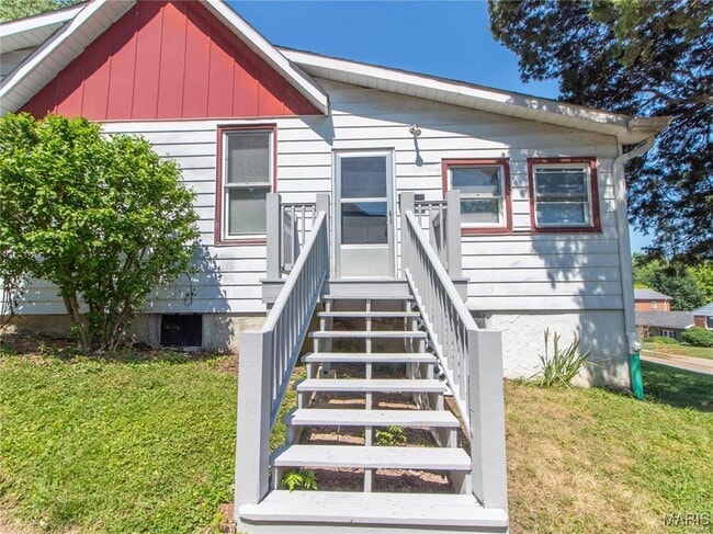 Building Photo - 7410 Hoover Ave