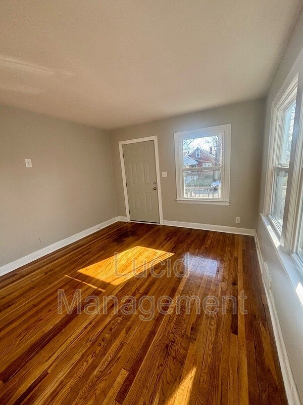 Photo - 328 Cecil Ave