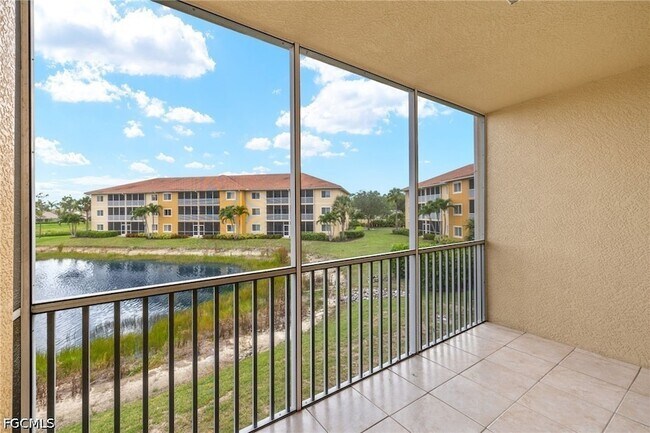 10020 Maddox Ln Unit 213