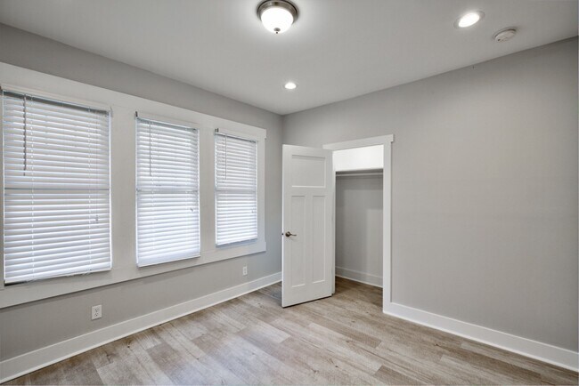 Photo - RPMIndiana.com Unit 1704#2