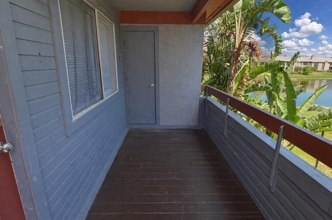 Photo - 10263 Gandy Blvd N Unidad 108