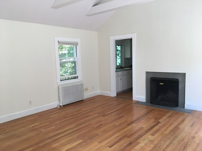 Photo - 16 Hillside Terrace Unit B