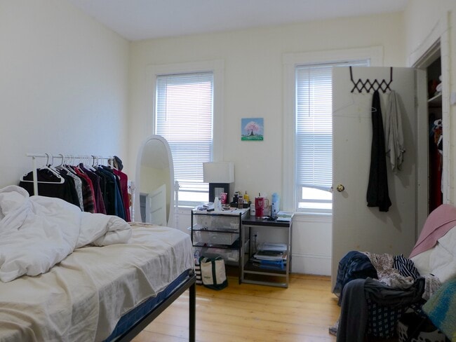 Photo - 388 Washington St Unidad n