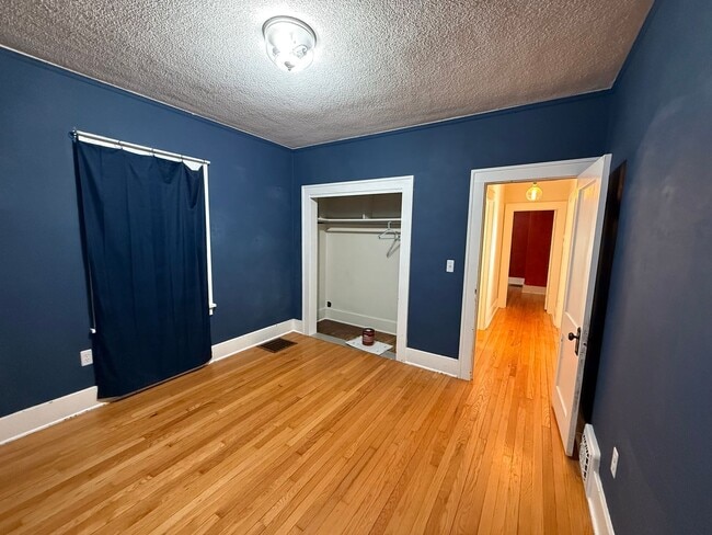 Photo - 228 8th Ave SE