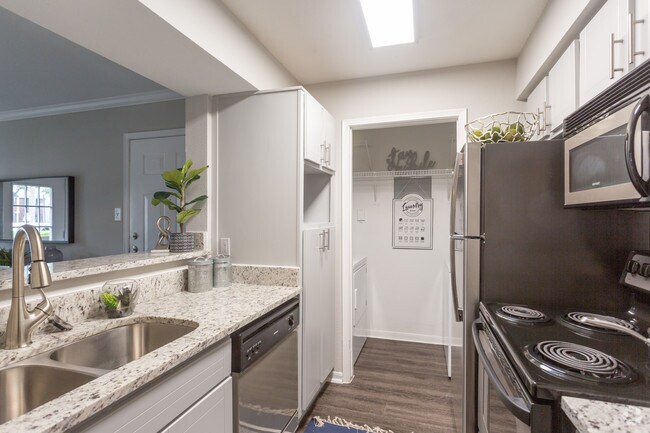 Hayden at Enclave Apartments For Rent in Houston, TX | ForRent.com