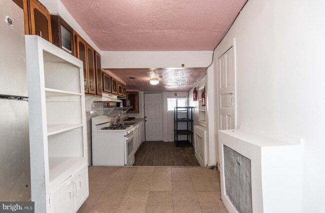 Photo - 2031 Wakeling St