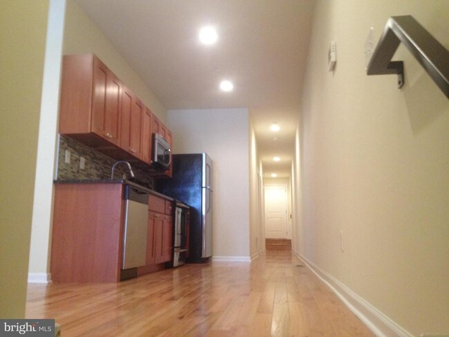 Photo - 415 N 41st St Townhome