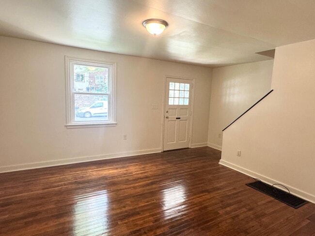 Photo - 415 Fairview Ave