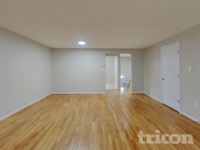 Photo - 26 Pickersgill Square