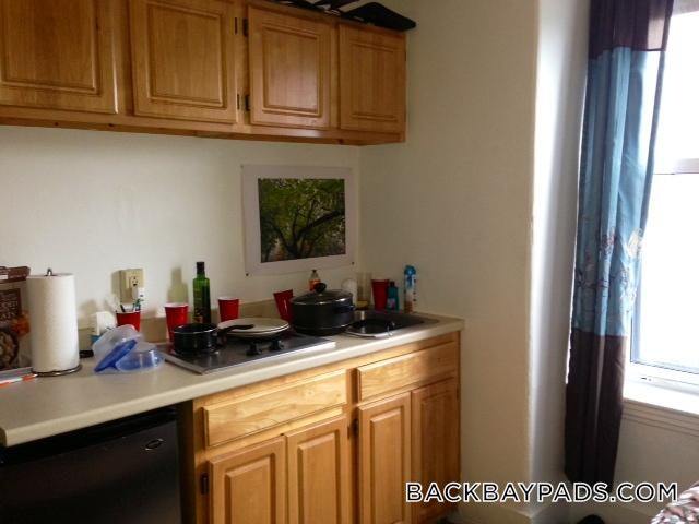 Photo - 405 Beacon St Unidad 14