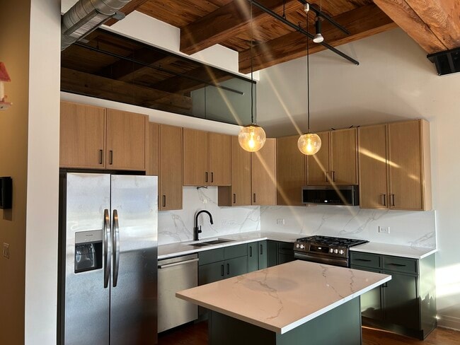 Photo - 770 W Gladys Ave Unidad 503