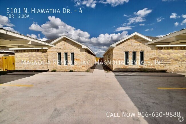 Building Photo - 5101 N Hiawatha Dr Unit 4 Rental