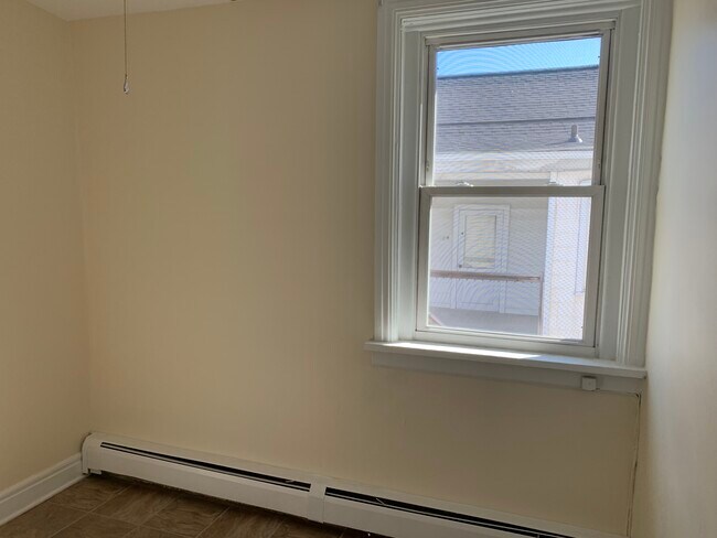 Photo - 19 E Main St Unit 19 e main st 2E