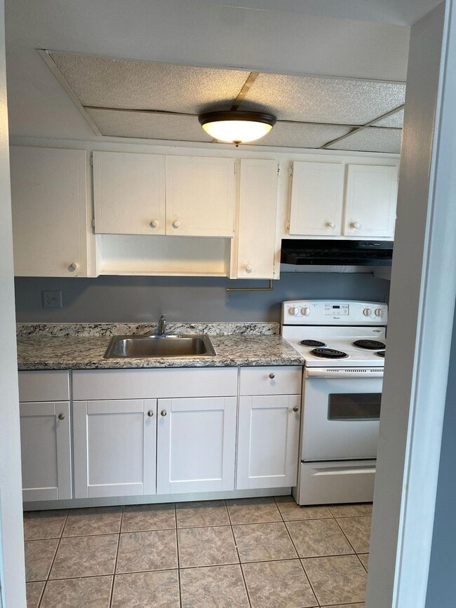 Photo - 104 SE 10th St Unit 202