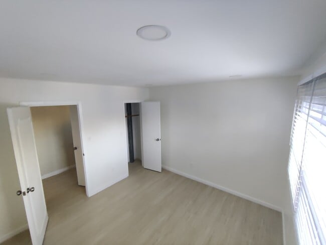 Photo - 8 Deborah Dr