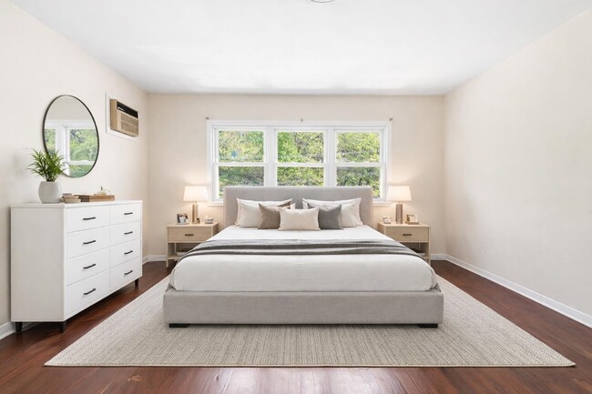 Photo - 648 Fairview Ave Unit 2