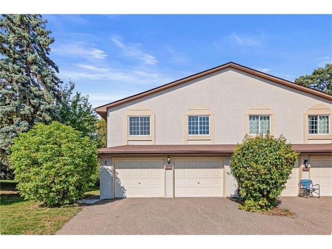 Photo - 2489 Woodbridge St