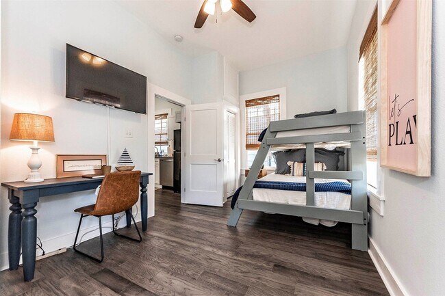 Photo - 2021 Avenue O 1/2