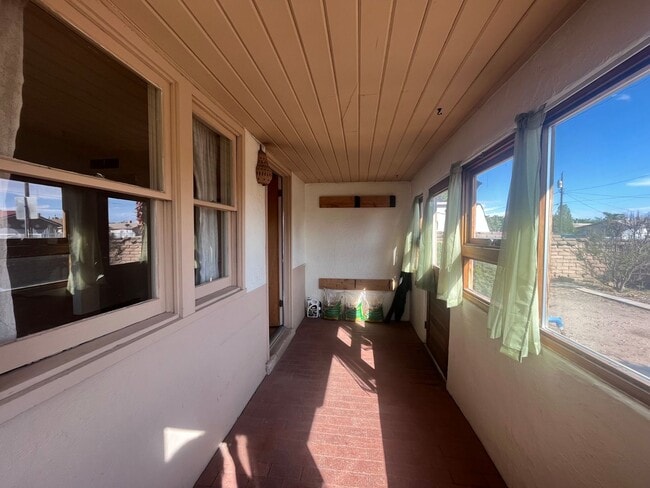 Photo - Pleasant 2 Bedroom 1 Bathroom Home In The Monkbridge Gardens Neighborhood!