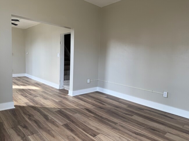 Photo - 264 Fond du Lac Ave