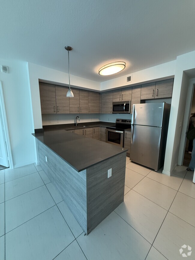 Building Photo - 7517 Mutiny Ave Unit A1 Rental