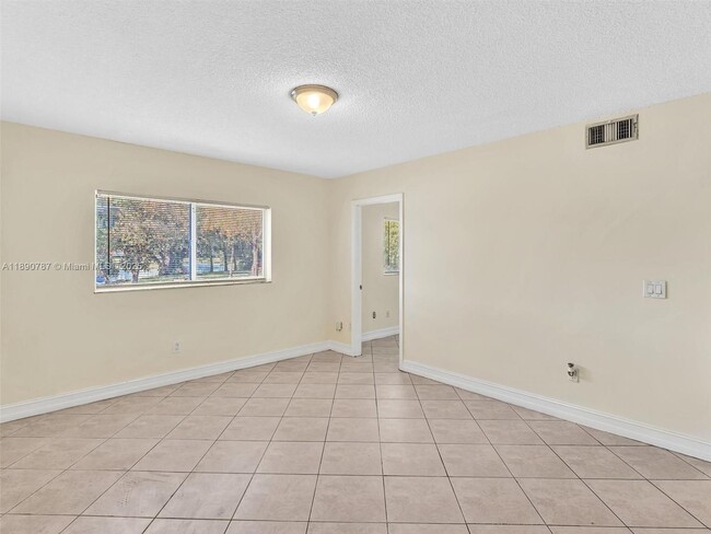 Photo - 3610 N 56th Ave Unit 202