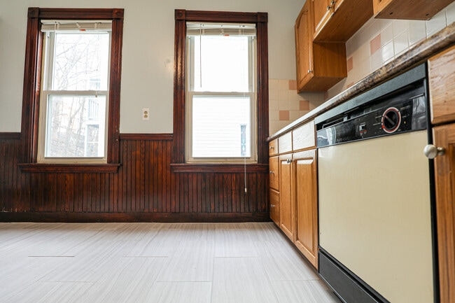 Photo - 550 Washington St Unit 2