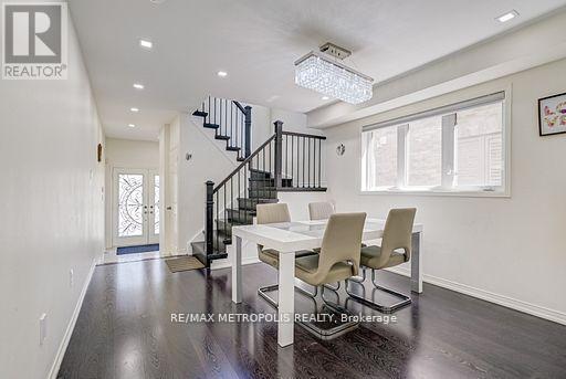 Photo - 55 Formosa Ave